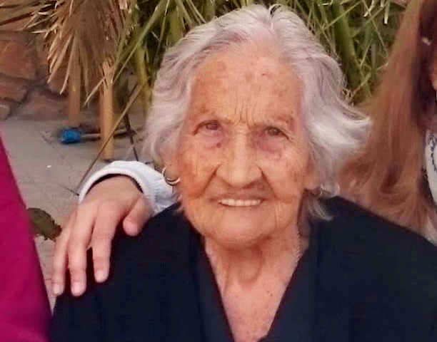 Nota Necrológica: Fallece en Almuñécar, Dña. Manuela Arquellada Rivas.